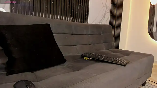 BRYXXXON1 online show from January 26, 2025, 7:21 am