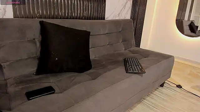 BRYXXXON1 online show from January 26, 2025, 4:20 am