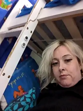 mollymay69 online show from March 18, 2026, 7:04 pm