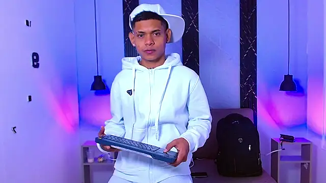 Damar fhelipe online show from September 22, 2025, 4:29 am