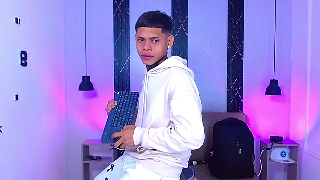 Damar fhelipe online show from October 11, 2025, 4:57 am