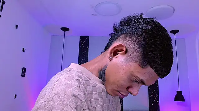 Damar fhelipe online show from October 8, 2025, 4:25 am