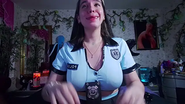 Elizabeth77  online show from October 30, 2025, 10:24 am