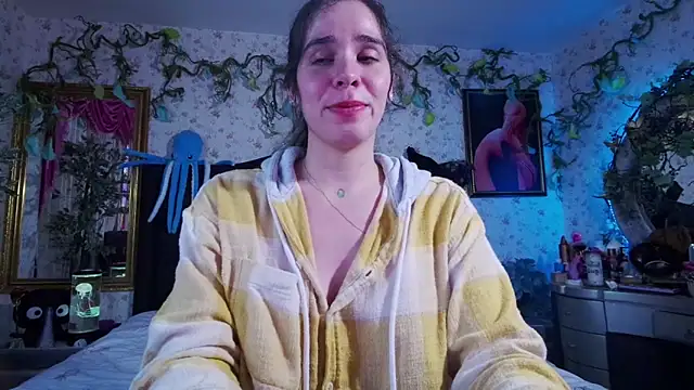 Snapshot of Elizabeth77_ chatting on March 18, 2025, 7:33 pm Elizabeth77 online show from March 18, 2025, 7:33 pm