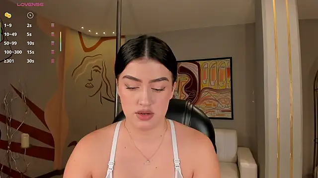 Snapshot of PaulinaSantos_ chatting on July 9, 2026, 7:57 pm PaulinaSantos online show from July 9, 2026, 7:57 pm