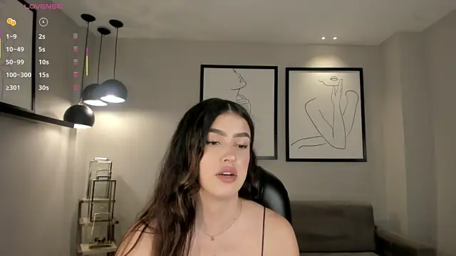 Snapshot of PaulinaSantos_ chatting on July 2, 2026, 8:04 pm PaulinaSantos online show from July 2, 2026, 8:04 pm