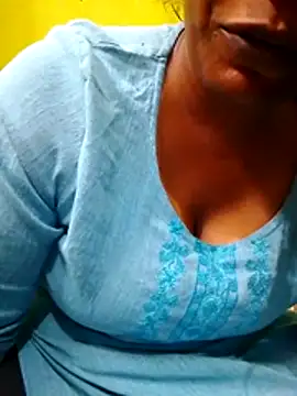 Tamilpriya46 online show from November 7, 2025, 5:28 pm