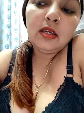 Dianaa9 online show from March 6, 2025, 2:51 pm
