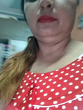 Snapshot of Dianaa9 chatting on October 3, 2025, 4:52 pm Dianaa9 online show from October 3, 2025, 4:52 pm