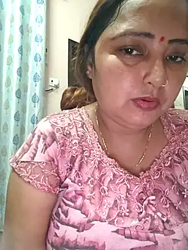 Snapshot of Dianaa9 chatting on October 22, 2025, 5:07 am Dianaa9 online show from October 22, 2025, 5:07 am