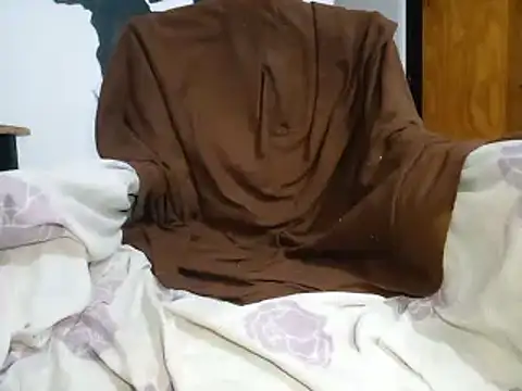 Snapshot of aritolapiz chatting on November 4, 2025, 5:50 pm aritolapiz online show from November 4, 2025, 5:50 pm