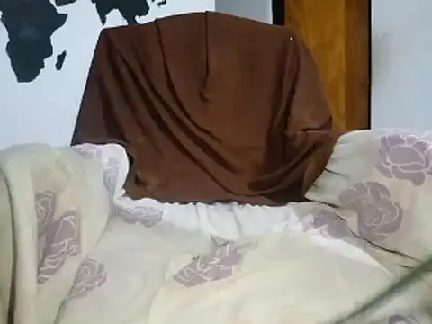 Snapshot of aritolapiz chatting on October 7, 2025, 2:45 am aritolapiz online show from October 7, 2025, 2:45 am