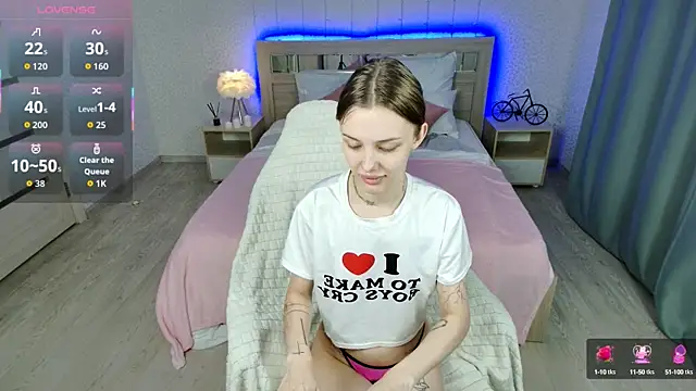 Snapshot of LesyaHayes chatting on October 5, 2025, 4:09 pm LesyaHayes online show from October 5, 2025, 4:09 pm