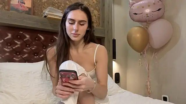 Snapshot of CuteRebelious chatting on February 13, 2026, 1:55 pm CuteRebelious online show from February 13, 2026, 1:55 pm