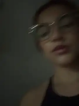 xia foxxy online show from October 9, 2025, 4:02 am