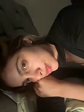 xia foxxy online show from October 8, 2025, 3:30 am