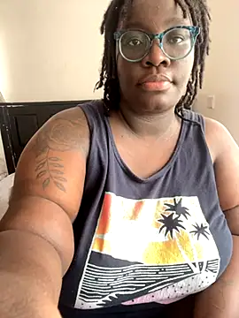 Toomuch Squirt online show from November 30, 2025, 11:33 am