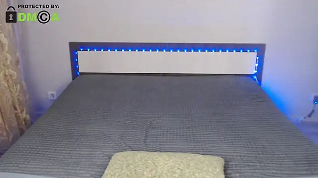 RonnieMilles online show from April 10, 2026, 7:32 pm