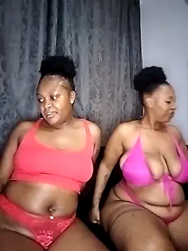 Snapshot of TheDoubleTrouble18xxx chatting on January 22, 2025, 7:45 pm TheDoubleTrouble18xxx online show from January 22, 2025, 7:45 pm