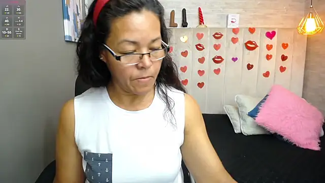 Snapshot of MaturePure chatting on March 14, 2025, 7:55 pm MaturePure online show from March 14, 2025, 7:55 pm