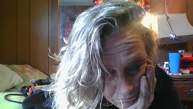 stormynight1 online show from June 20, 2026, 6:13 pm