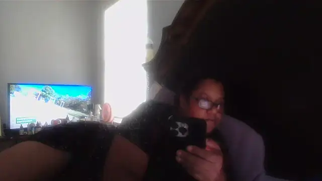 Snapshot of ebonyred chatting on July 18, 2026, 3:20 pm ebonyred online show from July 18, 2026, 3:20 pm