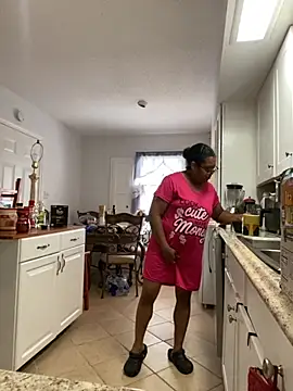 ebonyred online show from October 2, 2025, 1:36 pm