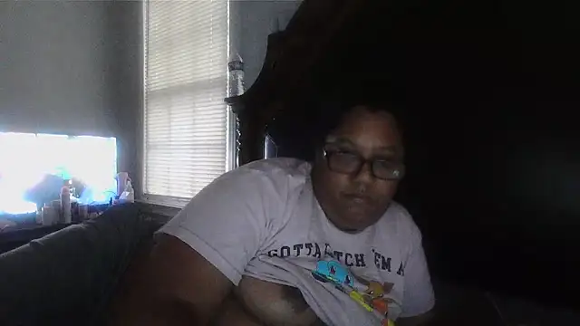 ebonyred online show from February 10, 2025, 9:58 pm