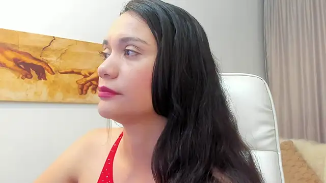 mariiana murillo01 online show from December 4, 2025, 4:11 am