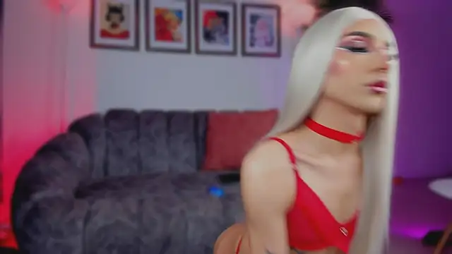 Taylor  foxxx online show from September 23, 2025, 5:58 am