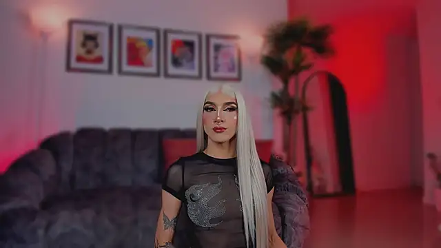 Taylor  foxxx online show from November 27, 2025, 6:03 am