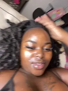 Honeycoco0211 online show from February 27, 2025, 5:29 am