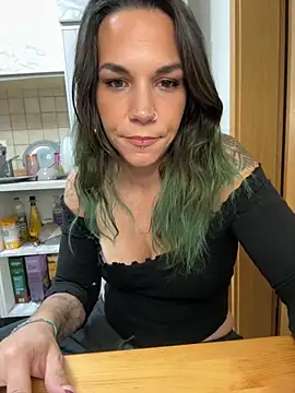 Lady Knaller online show from October 23, 2025, 6:50 pm