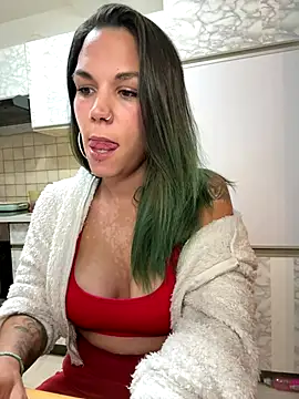 Lady Knaller online show from October 5, 2025, 7:26 pm