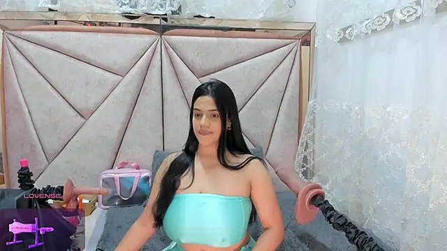 Snapshot of Deisy_Torres chatting on February 26, 2025, 11:52 pm Deisy Torres online show from February 26, 2025, 11:52 pm