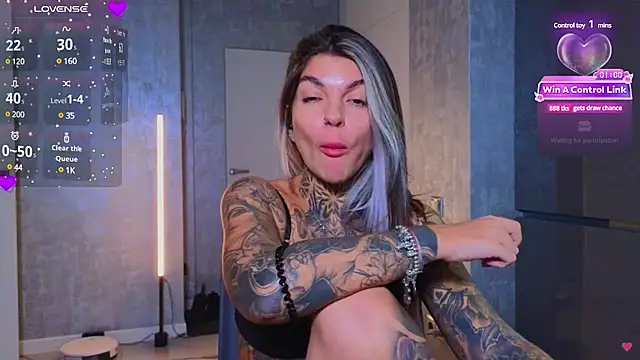 tattooedBabyy online show from February 8, 2025, 1:22 pm