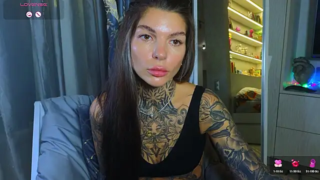 tattooedBabyy online show from January 17, 2026, 9:24 am