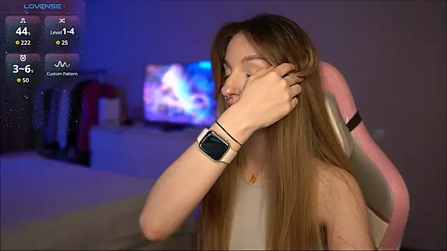 Lexy kiky online show from October 9, 2025, 7:58 pm