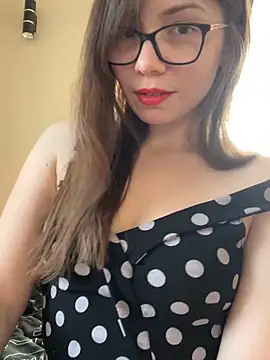 EvaRoss  online show from March 8, 2025, 3:24 pm