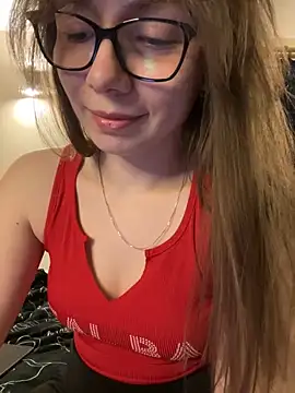 EvaRoss  online show from March 12, 2025, 6:32 pm