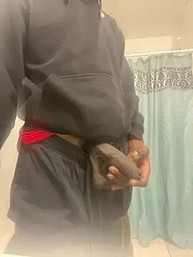 Snapshot of chocolatemeatstick25 chatting on February 12, 2025, 8:27 am chocolatemeatstick25 online show from February 12, 2025, 8:27 am