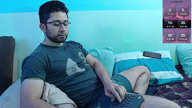 teddy foster online show from March 10, 2025, 12:49 pm