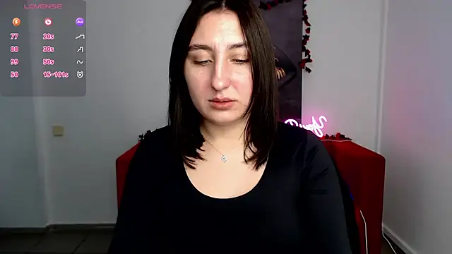 ElmiraPowers online show from December 4, 2024, 1:36 pm