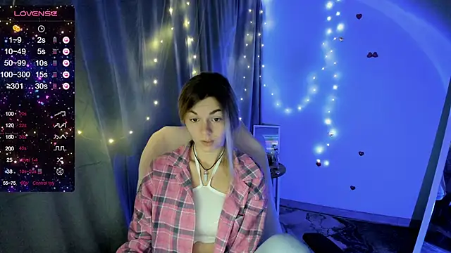 Snapshot of Sweet_me_ chatting on October 12, 2025, 5:53 am Sweet me  online show from October 12, 2025, 5:53 am