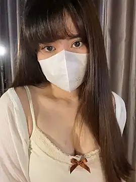 Snapshot of Kyomi-ibaby chatting on January 31, 2025, 4:14 am Kyomi-ibaby online show from January 31, 2025, 4:14 am