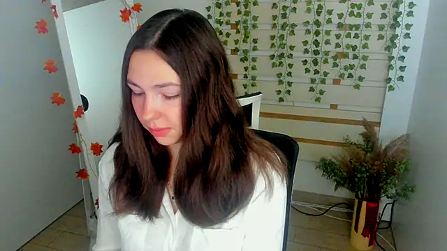 Snapshot of Lexy_flower chatting on October 8, 2025, 6:48 am Lexy flower online show from October 8, 2025, 6:48 am