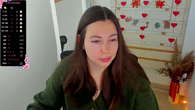 Snapshot of Lexy_flower chatting on February 2, 2026, 1:43 pm Lexy flower online show from February 2, 2026, 1:43 pm