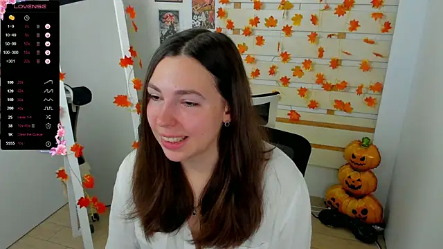 Snapshot of Lexy_flower chatting on October 17, 2025, 1:02 pm Lexy flower online show from October 17, 2025, 1:02 pm