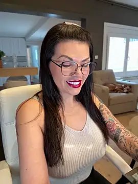 CarlaConnor80 online show from January 19, 2025, 9:33 am