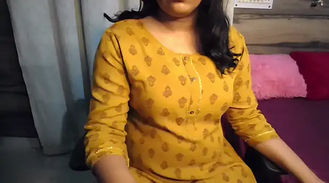Trezza online show from December 7, 2024, 6:43 pm